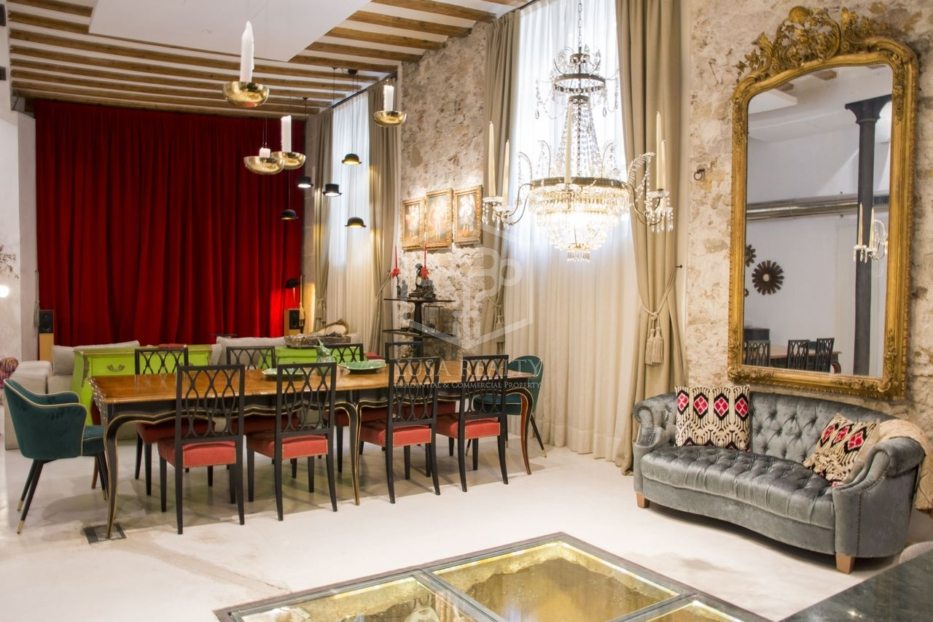 Appartamento a Barcelona, Spagna 3 camere da letto, 224 mq. N° 78360