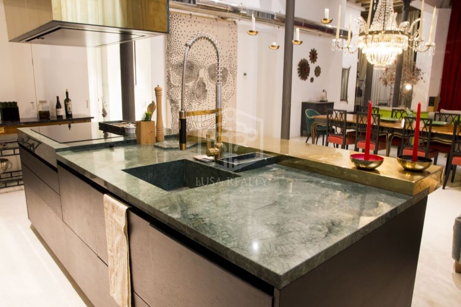 Appartamento a Barcelona, Spagna 3 camere da letto, 224 mq. N° 78360