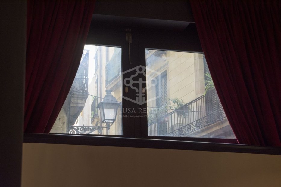Appartamento a Barcelona, Spagna 3 camere da letto, 224 mq. N° 78360