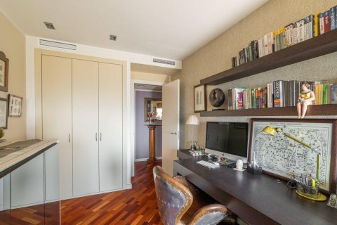 Apartment à vendre Barcelona, Espagne, 3 chambres, 201 m2 No. 133406 - photo 19