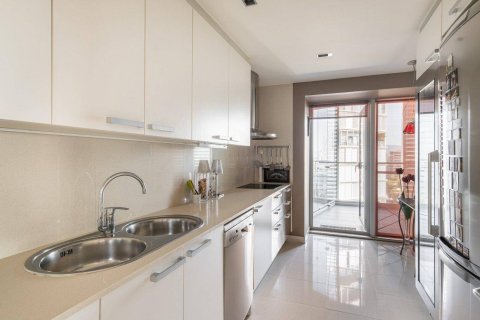 Apartment à vendre Barcelona, Espagne, 3 chambres, 201 m2 No. 133406 - photo 10
