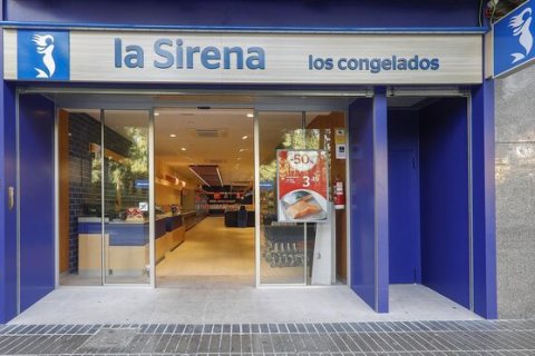 Commercial property à vendre Sant Boi de Llobregat, Barcelona, Espagne, 342 m2 No. 133405 - photo 1
