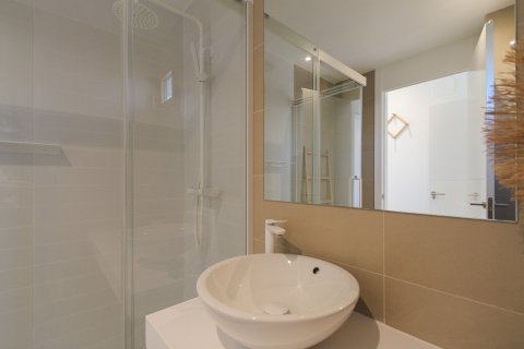 Продажа квартиры в Бенидорм, Аликанте, Испания 2 спальни, 95м2 №155084 - фото 21