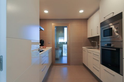 Продажа квартиры в Бенидорм, Аликанте, Испания 2 спальни, 95м2 №155084 - фото 30