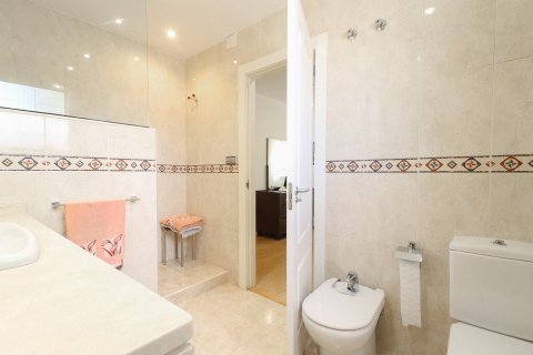 Villa zum Verkauf in Alicante, Spanien 6 Schlafzimmer, 395 m2 Nr. 155082 - Foto 26