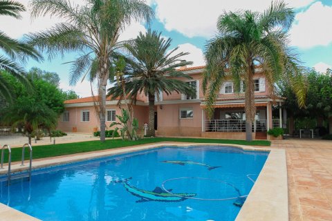 Villa Alicante, Spānijā 6 istabas, 395 m2 Nr. 155082