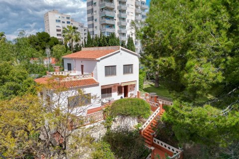 Villa in El Campello, Alicante, Spanien 4 Schlafzimmer, 382 m2 Nr. 155083