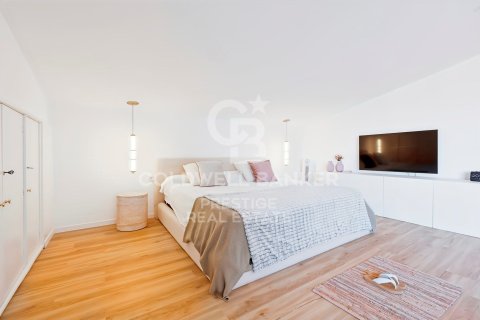 House for sale in Esplugues de Llobregat, Barcelona, Spain 7 bedrooms, 510 sq.m. No. 157624 - photo 19