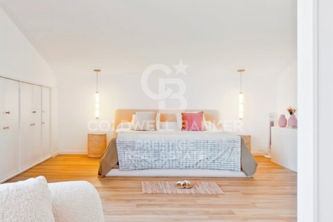 House for sale in Esplugues de Llobregat, Barcelona, Spain 7 bedrooms, 510 sq.m. No. 157624 - photo 16