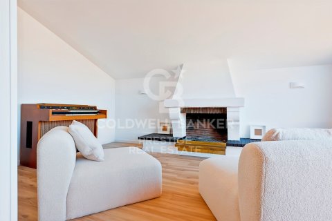 House for sale in Esplugues de Llobregat, Barcelona, Spain 7 bedrooms, 510 sq.m. No. 157624 - photo 21