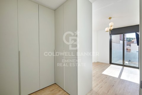 Paritalo myytävänä Barcelona, Espanja, 2 makuuhuonetta, 186 m2 No. 157626 - kuva 21