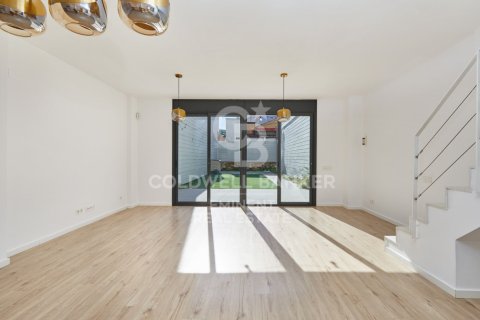 Paritalo myytävänä Barcelona, Espanja, 2 makuuhuonetta, 186 m2 No. 157626 - kuva 4