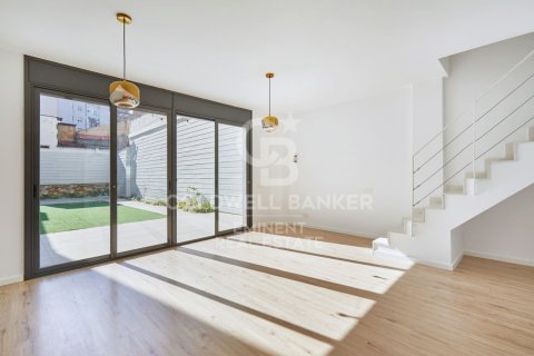 Paritalo myytävänä Barcelona, Espanja, 2 makuuhuonetta, 186 m2 No. 157626 - kuva 11