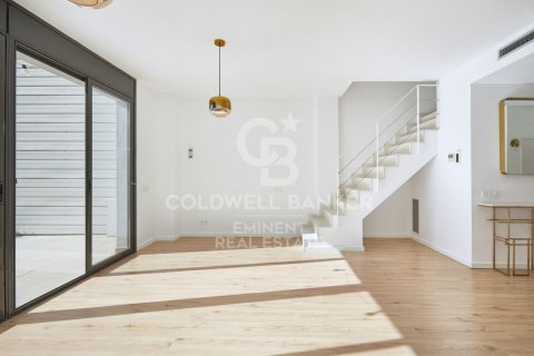 Paritalo myytävänä Barcelona, Espanja, 2 makuuhuonetta, 186 m2 No. 157626 - kuva 10