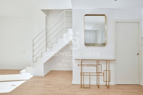 Paritalo myytävänä Barcelona, Espanja, 2 makuuhuonetta, 186 m2 No. 157626 - kuva 12