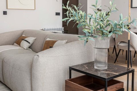 Huoneisto myytävänä Madrid, Espanja, 2 makuuhuonetta, 118 m2 No. 134729 - kuva 2