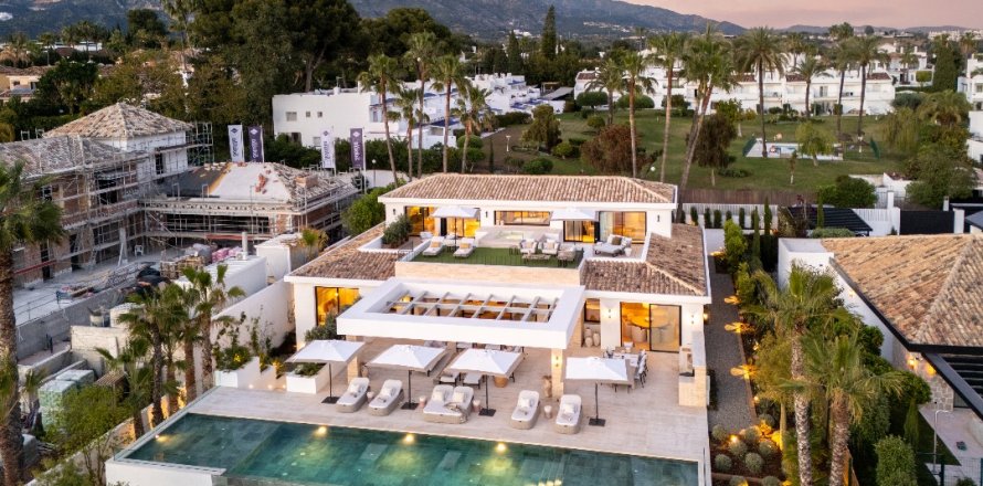 Villa Marbella, Malaga, Spanien 6 Schlafzimmer, 840 m2 Nr. 134725