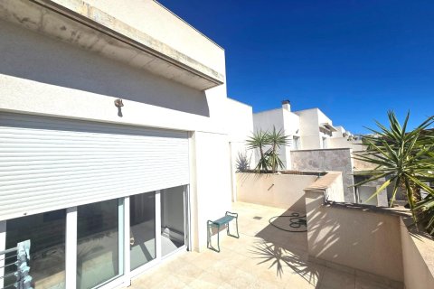 Townhouse for sale in Torrevieja, Alicante, Spain 3 bedrooms, 103 sq.m. No. 196819 - photo 23