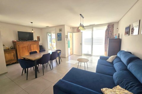 Townhouse for sale in Torrevieja, Alicante, Spain 3 bedrooms, 103 sq.m. No. 196819 - photo 4
