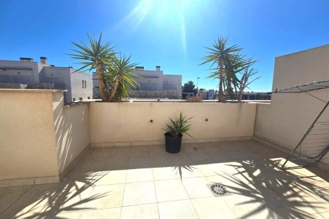 Townhouse for sale in Torrevieja, Alicante, Spain 3 bedrooms, 103 sq.m. No. 196819 - photo 27
