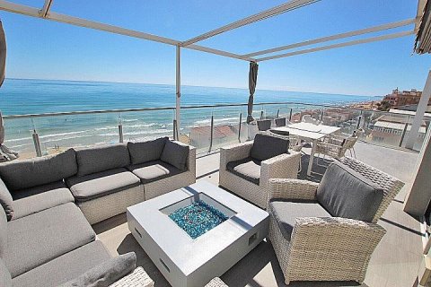 Apartment for sale in Guardamar del Segura, Alicante, Spain 3 bedrooms, 123 sq.m. No. 196821 - photo 3