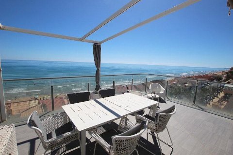 Apartment for sale in Guardamar del Segura, Alicante, Spain 3 bedrooms, 123 sq.m. No. 196821 - photo 8