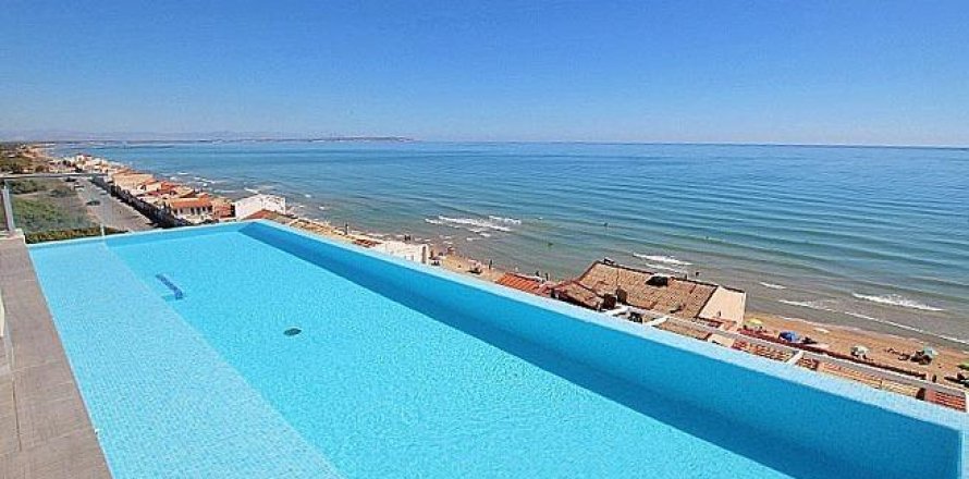 Apartment in Guardamar del Segura, Alicante, Spain 3 bedrooms, 123 sq.m. No. 196821