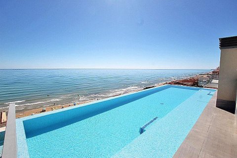 Apartment for sale in Guardamar del Segura, Alicante, Spain 3 bedrooms, 123 sq.m. No. 196821 - photo 6