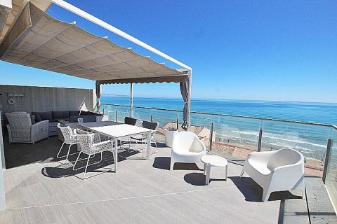 Apartment for sale in Guardamar del Segura, Alicante, Spain 3 bedrooms, 123 sq.m. No. 196821 - photo 25