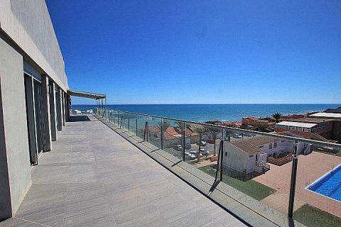 Apartment for sale in Guardamar del Segura, Alicante, Spain 3 bedrooms, 123 sq.m. No. 196821 - photo 4