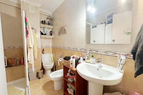 Dzīvoklis pārdošanā Torrevieja, Alicante, Spānijā 3 istabas, 86 m2 Nr. 196823 - attēls 9
