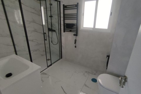 Продажа квартиры в Аликанте, Испания 3 спальни, 83м2 №166691 - фото 18
