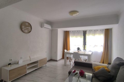 Продажа квартиры в Аликанте, Испания 3 спальни, 83м2 №166691 - фото 4