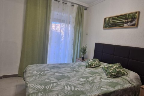 Продажа квартиры в Аликанте, Испания 3 спальни, 83м2 №166691 - фото 8