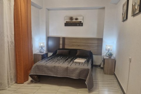 Продажа квартиры в Аликанте, Испания 3 спальни, 83м2 №166691 - фото 10