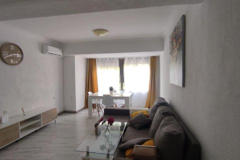 Продажа квартиры в Аликанте, Испания 3 спальни, 83м2 №166691 - фото 3