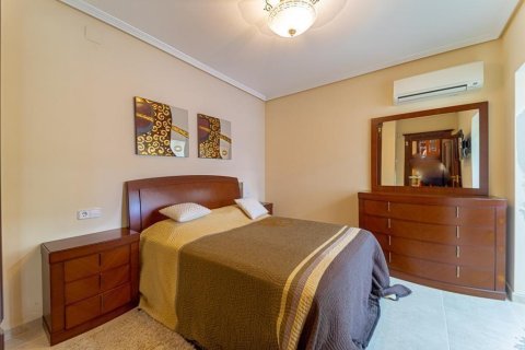 Lägenhet till salu i Zona Altea Hills, Alicante, Spanien 3 sovrum, 180 kvm. Nr. 166692 - foto 9