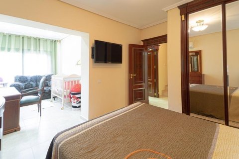 Lägenhet till salu i Zona Altea Hills, Alicante, Spanien 3 sovrum, 180 kvm. Nr. 166692 - foto 12