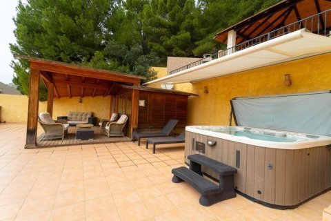 Lägenhet till salu i Zona Altea Hills, Alicante, Spanien 3 sovrum, 180 kvm. Nr. 166692 - foto 4