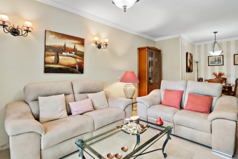 Appartamento in affitto a Marbella, Malaga, Spagna 3 camere da letto, 137.91 mq. N° 166693 - foto 2