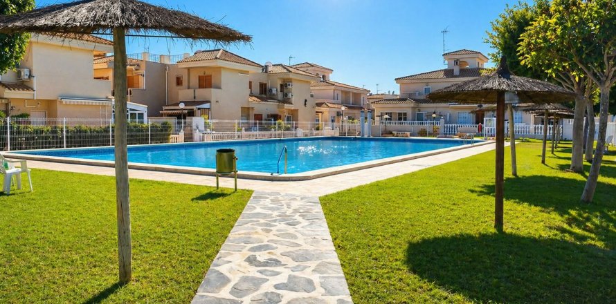 Appartamento a Playa Flamenca II, Alicante, Spagna 65 mq. N° 166689