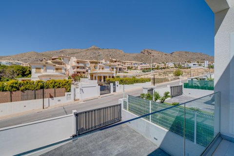 Villa zur Miete Finestrat, Alicante, Spanien 3 Schlafzimmer, 180 m2 Nr. 109005 - Foto 29