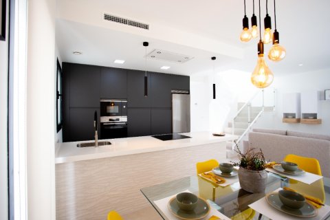 Villa till salu i Aguilas, Murcia, Spanien 3 sovrum, 203 kvm. Nr. 145652 - foto 4