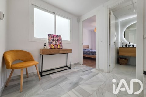 Kamienica w Rincon de la Victoria, Malaga, Hiszpania 4 sypialnie, 240 mkw. nr 193503 – zdjęcie 17