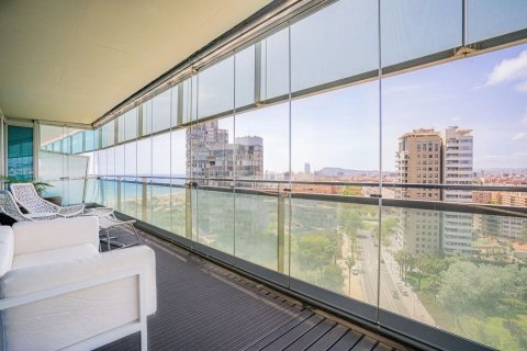 Apartamento en venta en Barcelona, España 3 dormitorios, 100 m2 No. 177353 - foto 10