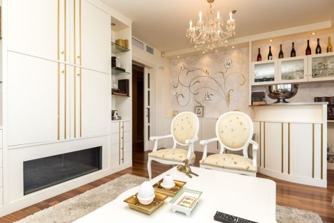 Apartamento en venta en Barcelona, España 3 dormitorios, 145 m2 No. 177351 - foto 17