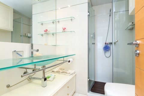 Apartamento en venta en Barcelona, España 3 dormitorios, 145 m2 No. 177351 - foto 30