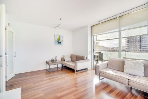 Apartamento en venta en Barcelona, España 3 dormitorios, 100 m2 No. 177354 - foto 23