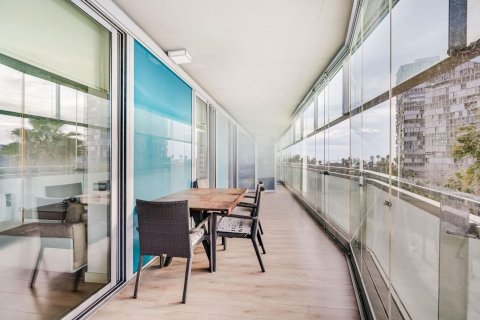 Apartamento en venta en Barcelona, España 3 dormitorios, 100 m2 No. 177354 - foto 8