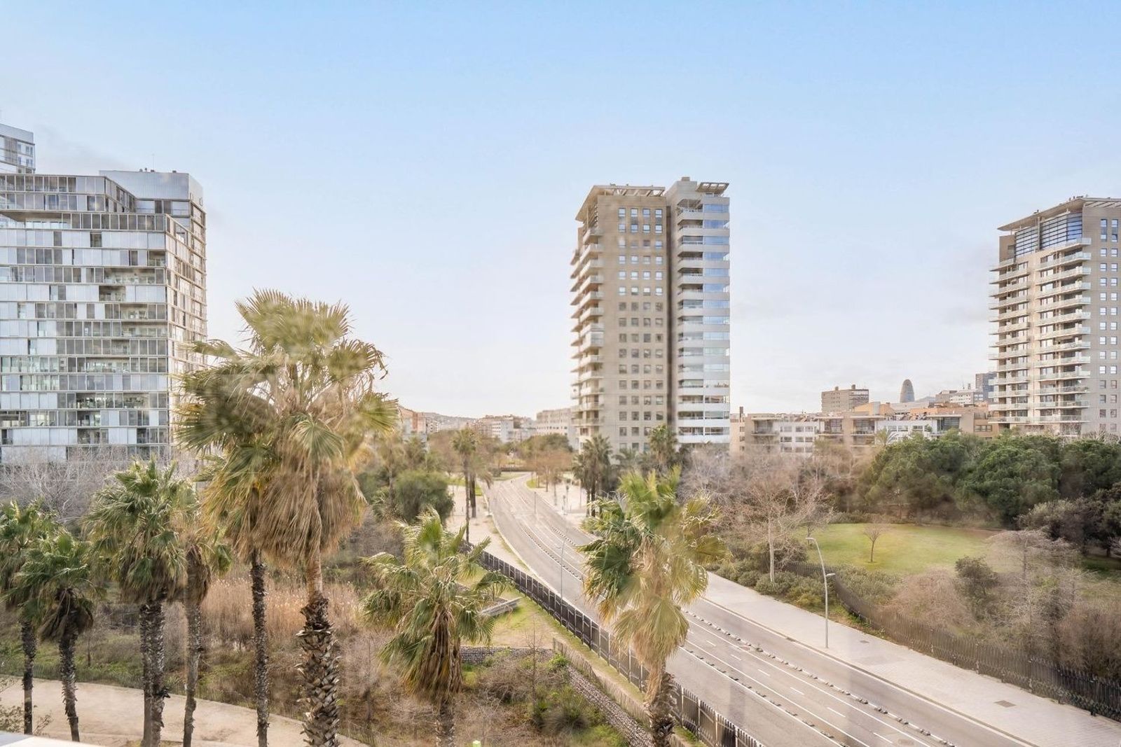 Квартира в Барселона, Испания 3 спальни, 100м2 №177354